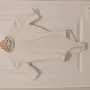Lulu's white sleeve bodysuit